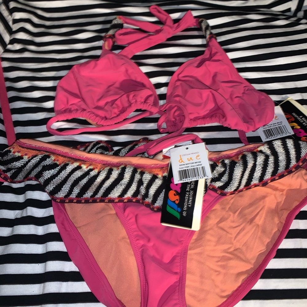 Bathing suit